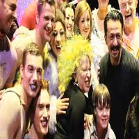 STAGE TUBE: Bette Midler Visits Priscilla Queen of the Desert Video